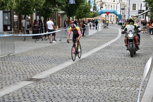 下一轮想踢谁？迪巴拉：我就不说了，你们心里应该都有数.